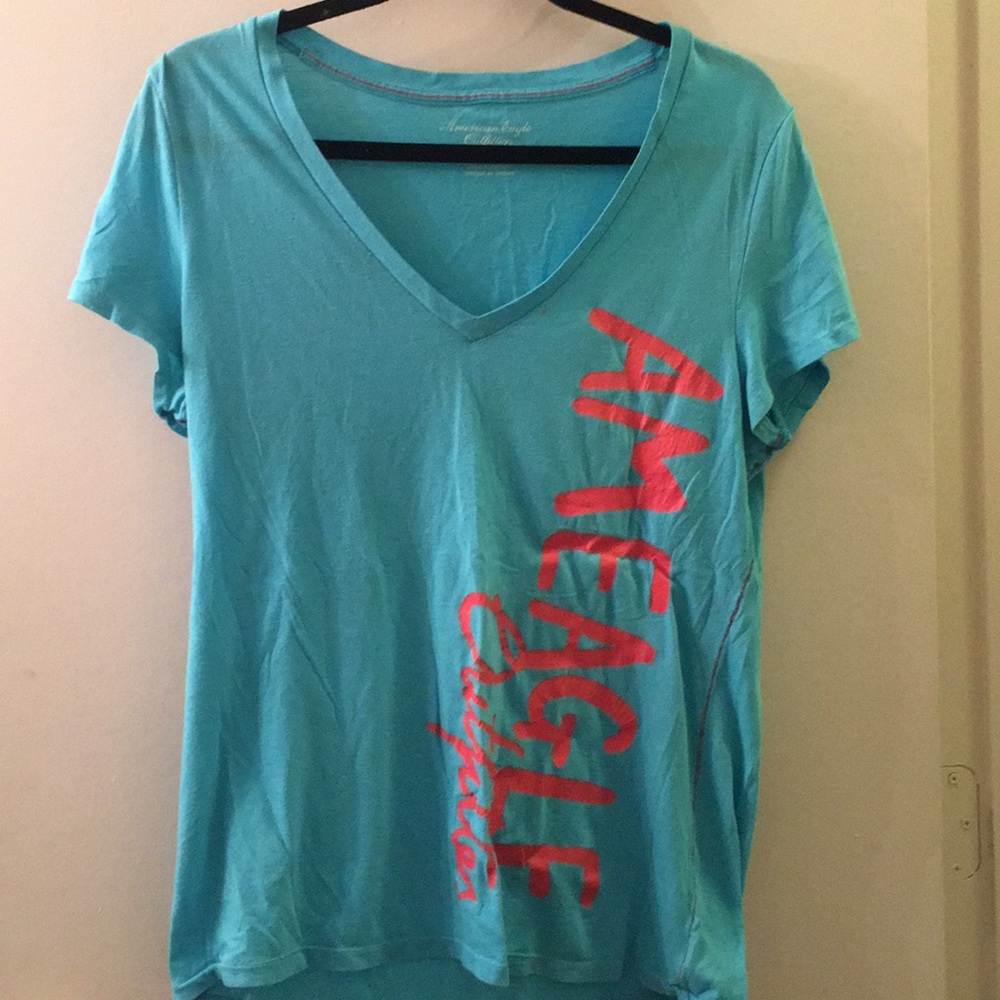 AE v neck tee